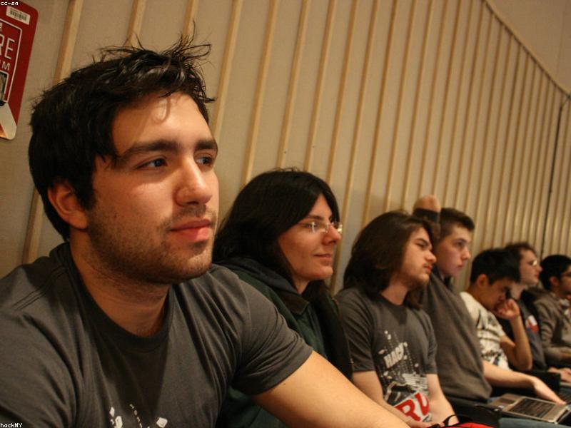 Czy twoja baza wiedzy to śmietnik? dlaczego kontekst ratuje zarządzanie wiedzą!